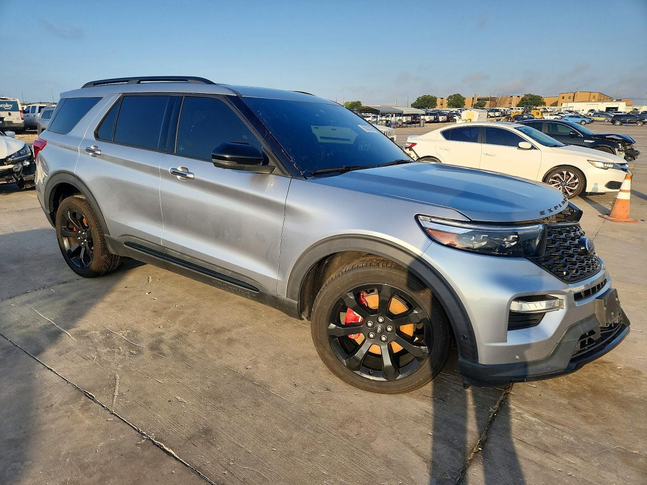 2020 Ford Explorer St - Image 4