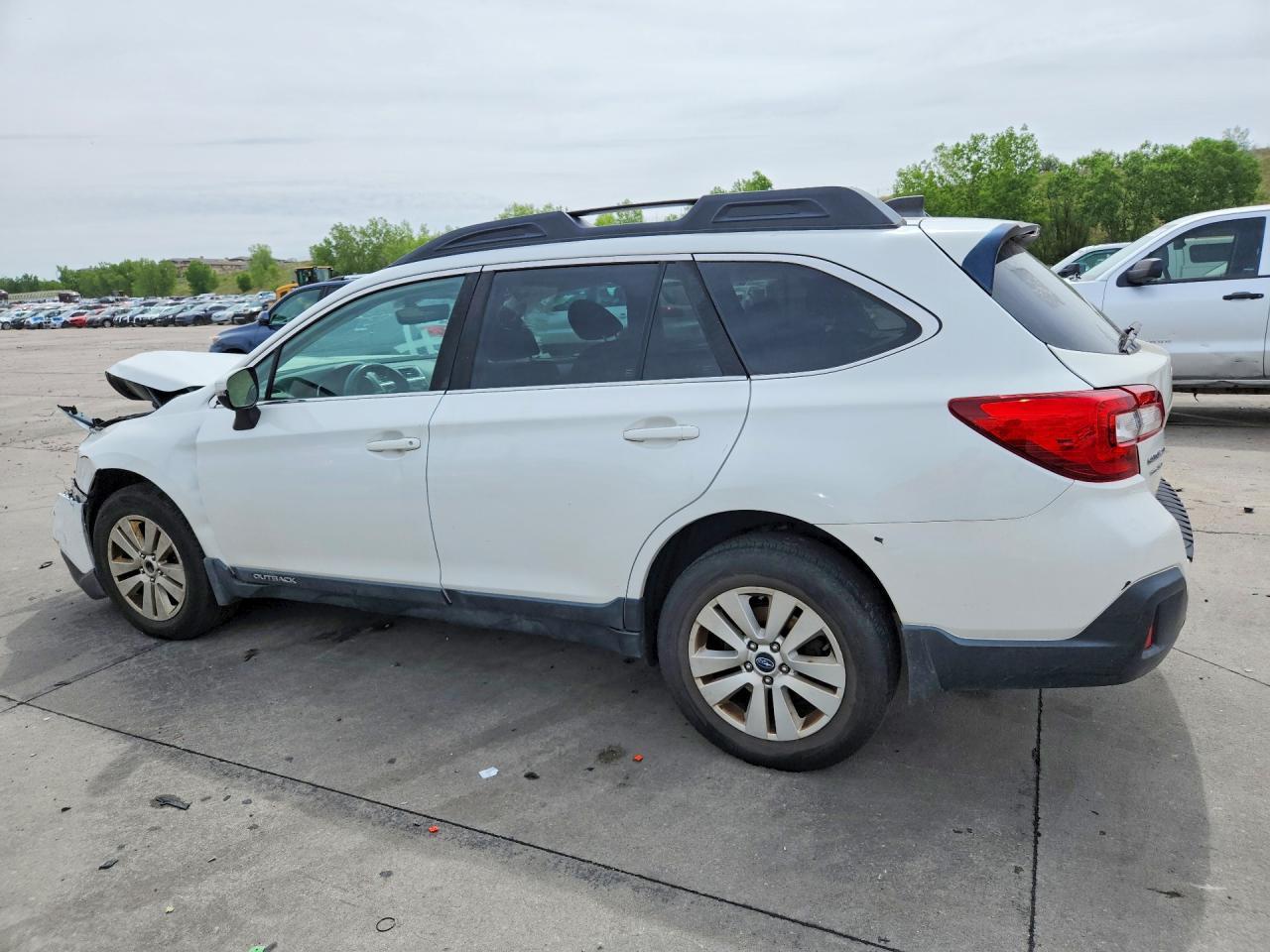 2019 Subaru Outback 2.5I Premium - Фото 2