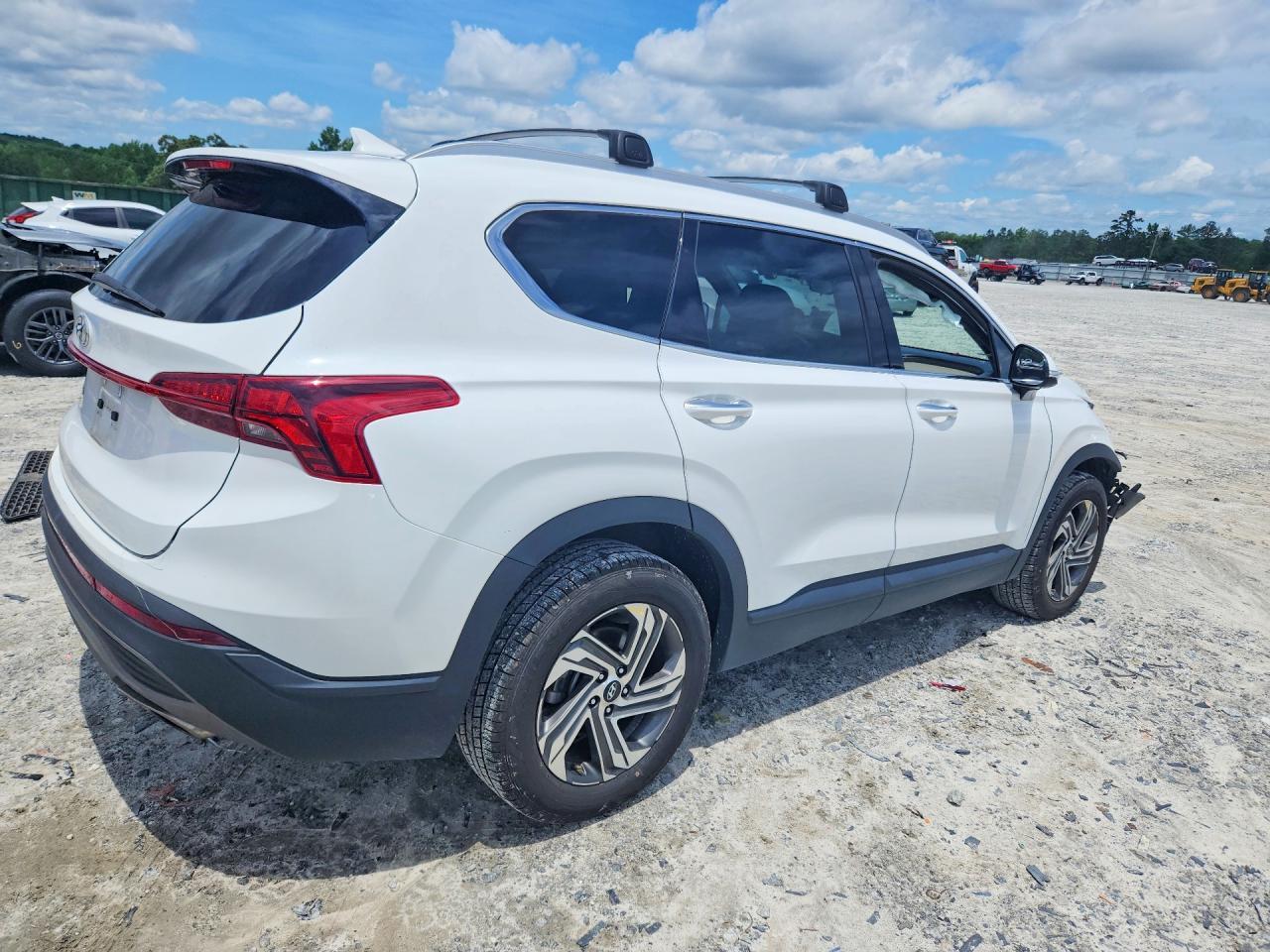 2023 Hyundai Santa Fe Sel - Image 3