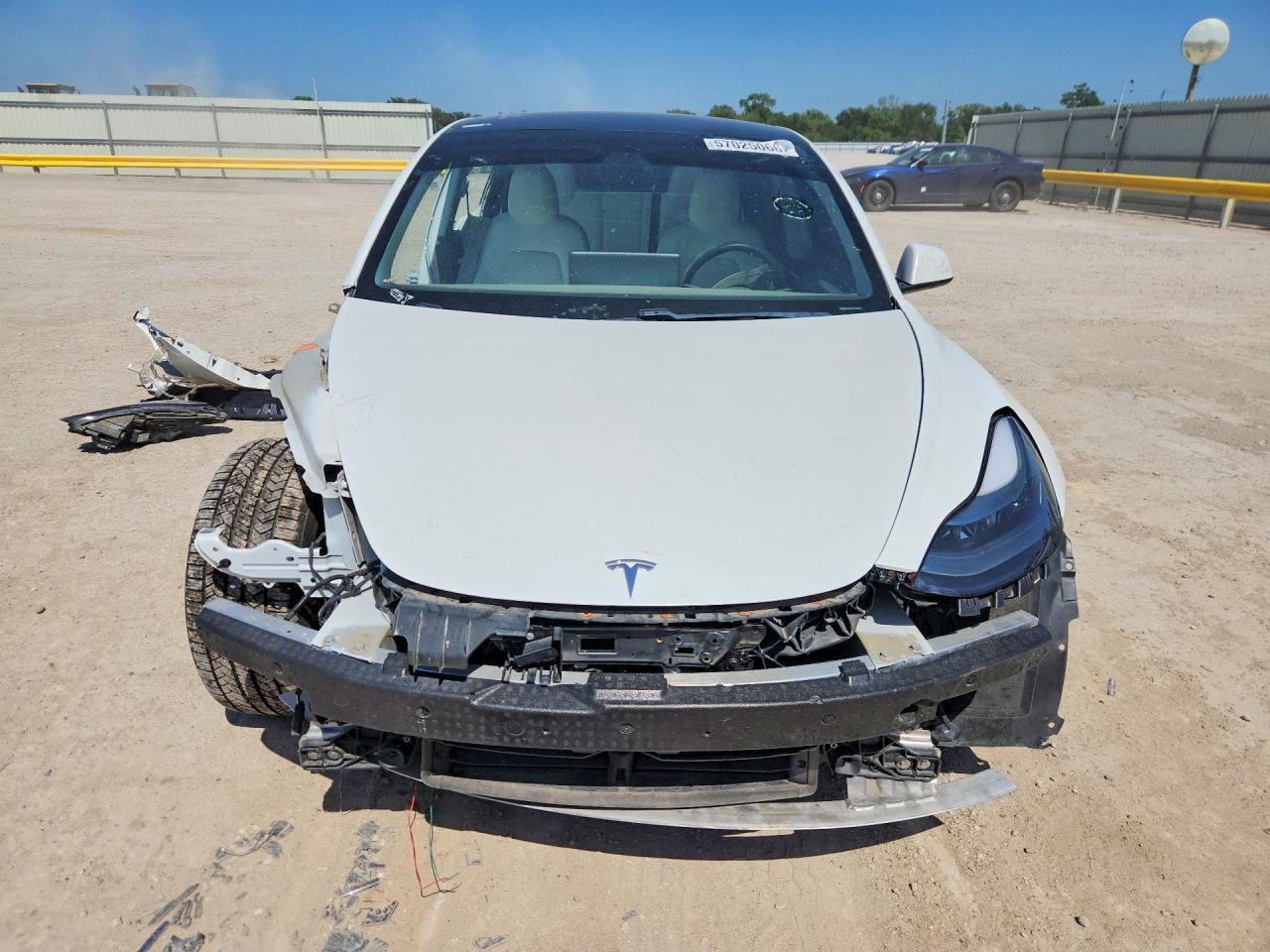 2021 Tesla Model 3 - Фото 5