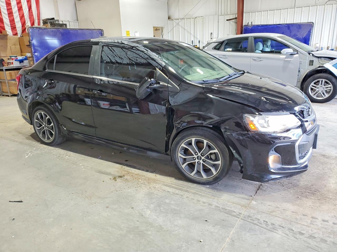 2020 Chevrolet Sonic Lt - Image 4