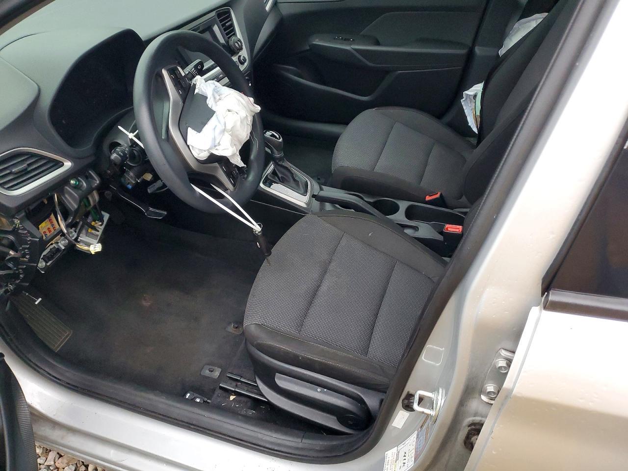 2019 Hyundai Accent Se - Фото 7