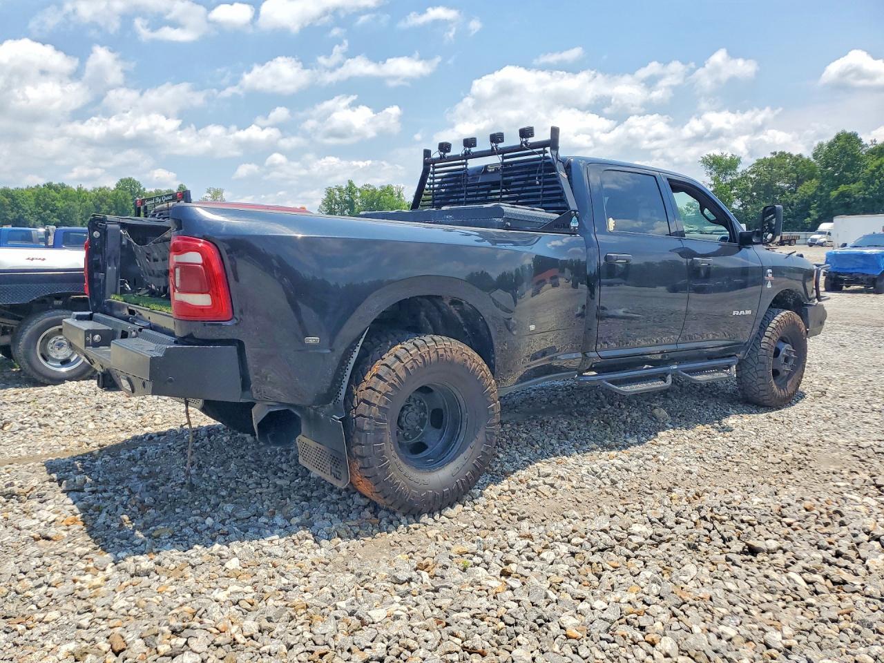 2022 Ram 3500 Big Horn/Lone Star - Image 3