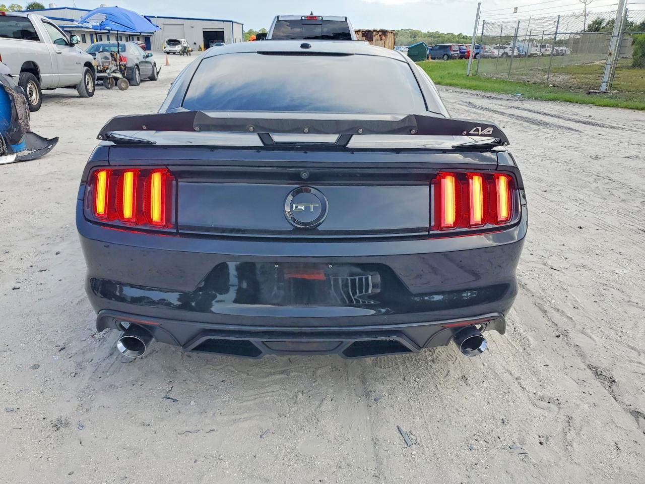 2016 Ford Mustang Gt - Фото 6