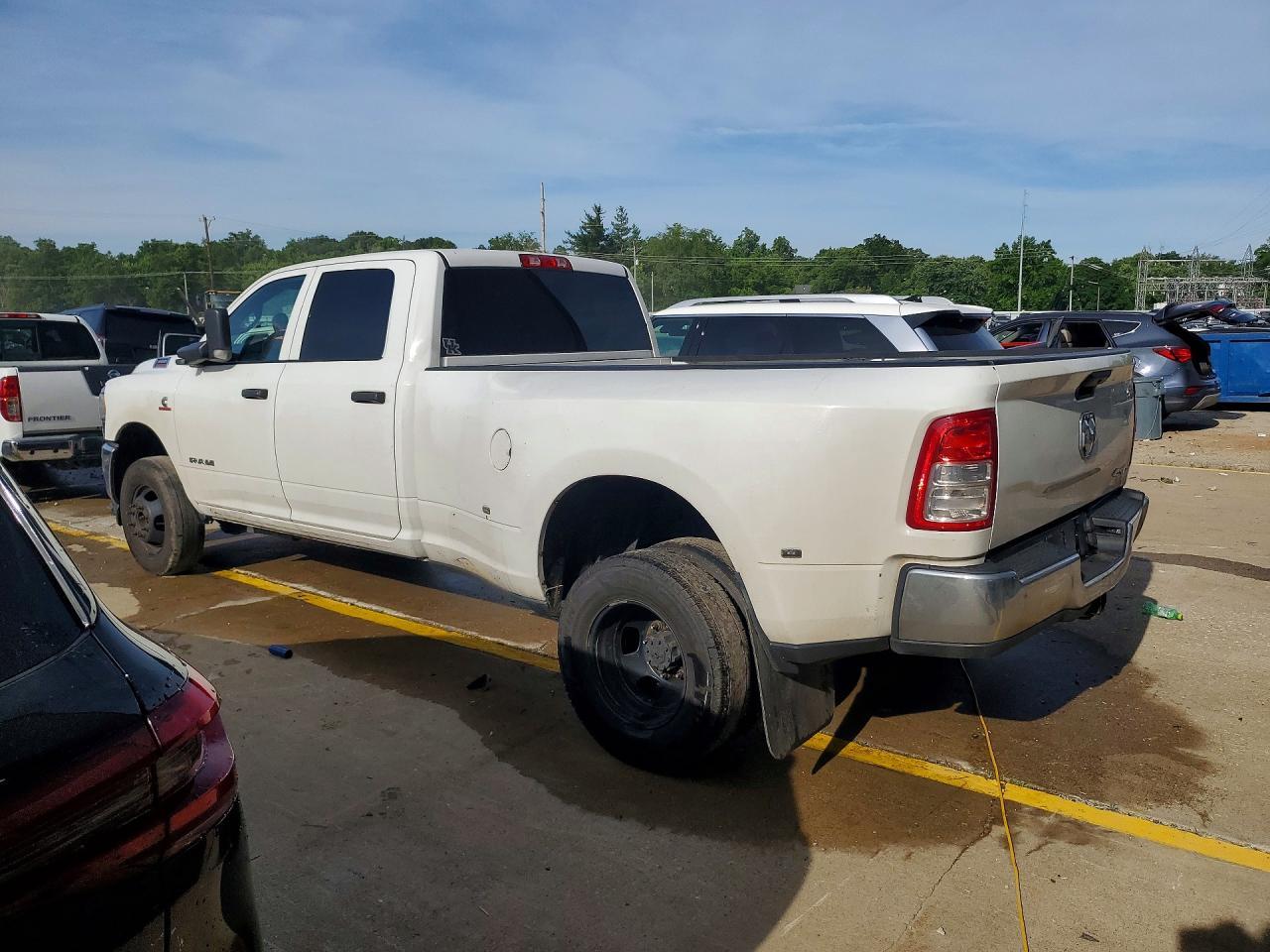 2021 Ram 3500 Tradesman - Фото 2
