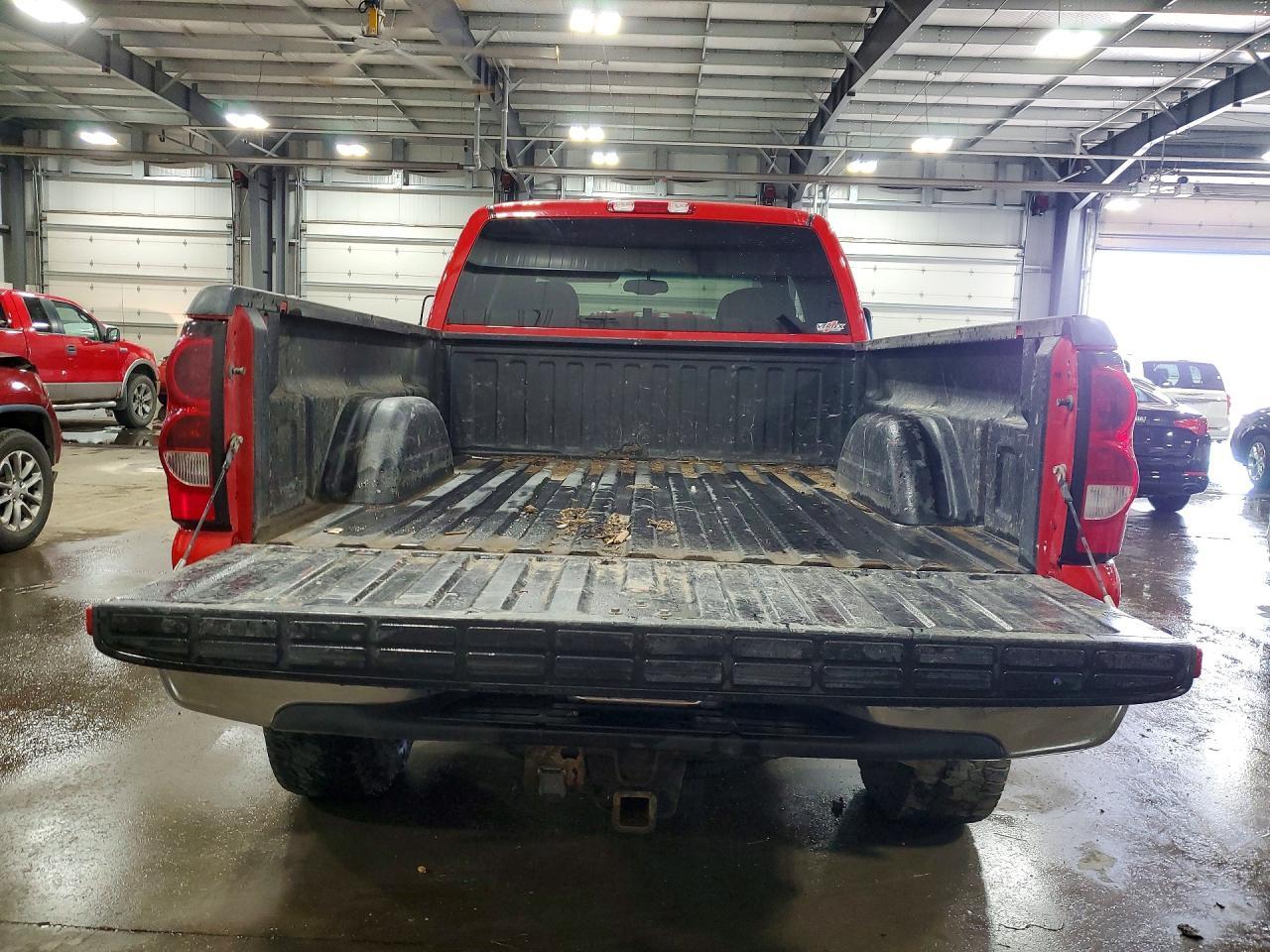 2004 Chevrolet Silverado K2500 Heavy Duty - Image 6