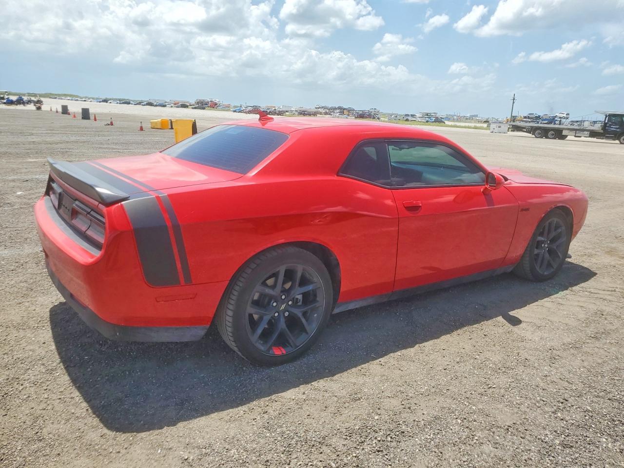 2023 Dodge Challenger R/T - Фото 3