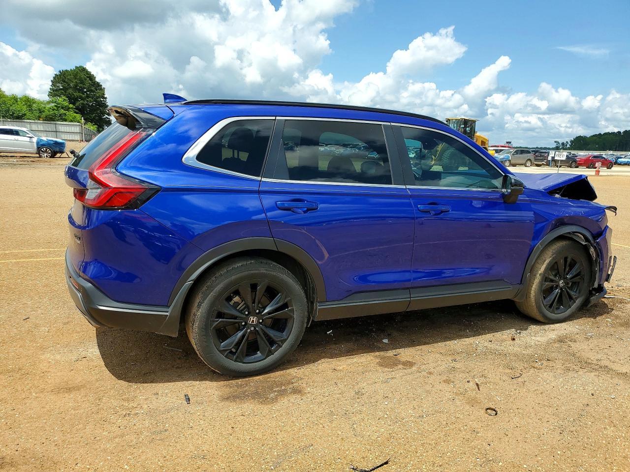 2024 Honda Cr-V Sport Touring - Image 3