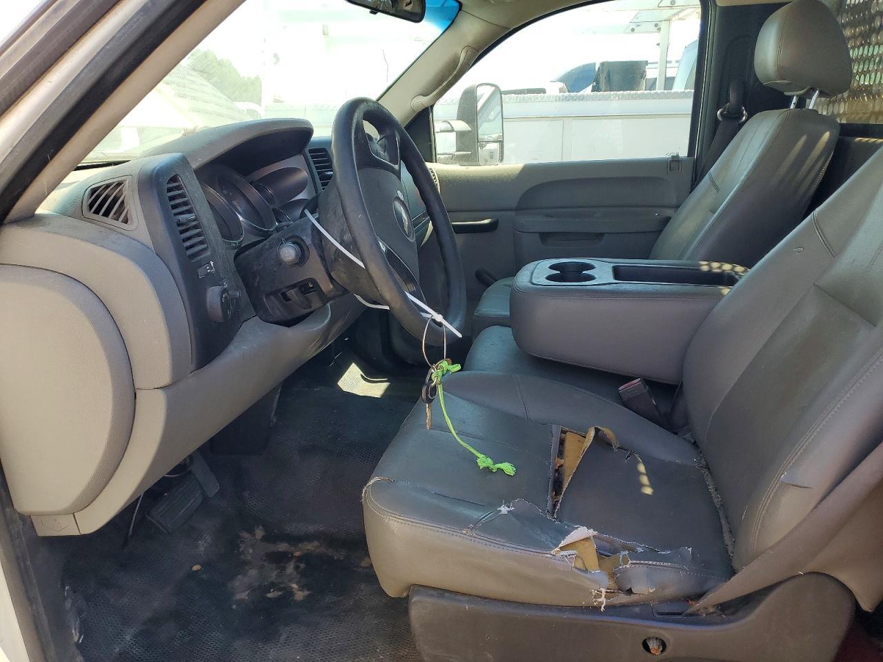 2013 Chevrolet Silverado C3500 - Фото 7