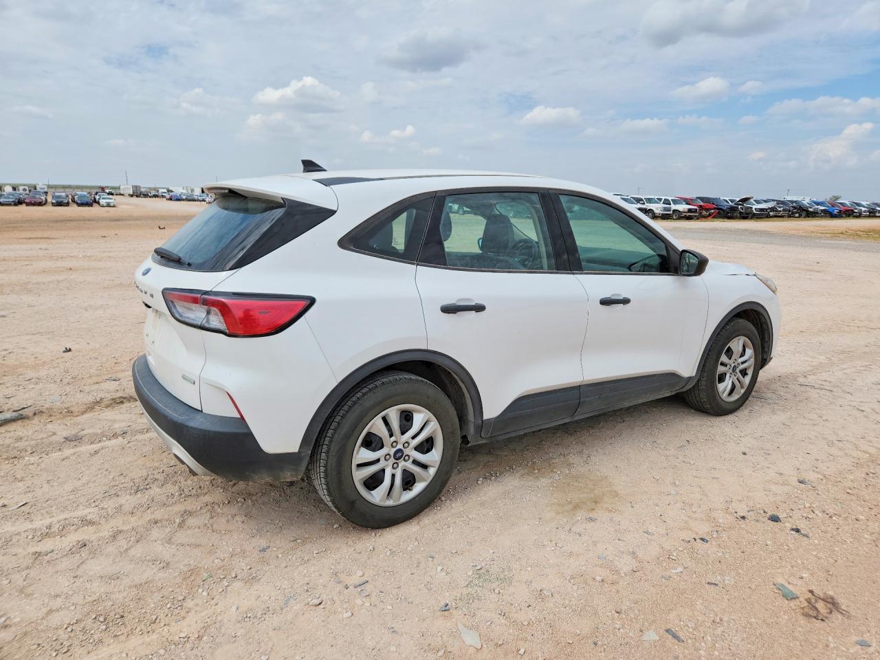 2020 Ford Escape S - Фото 3