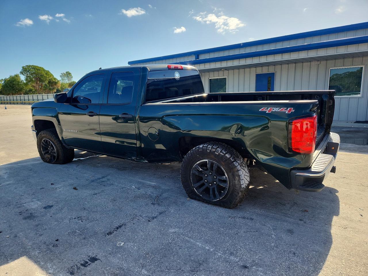 2014 Chevrolet Silverado K1500 Lt - Image 2