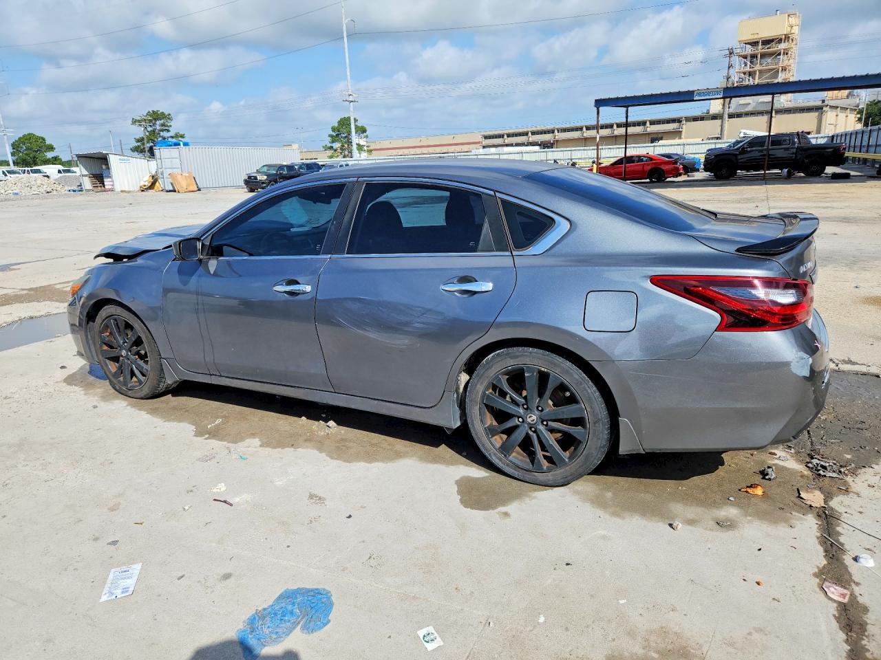 2017 Nissan Altima 2.5 Sr - Фото 2