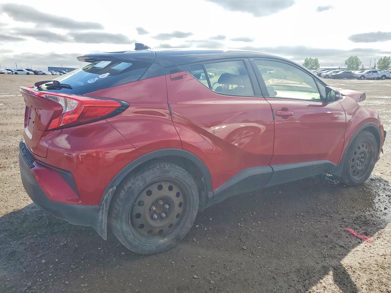 2020 Toyota C-Hr Le - Фото 3