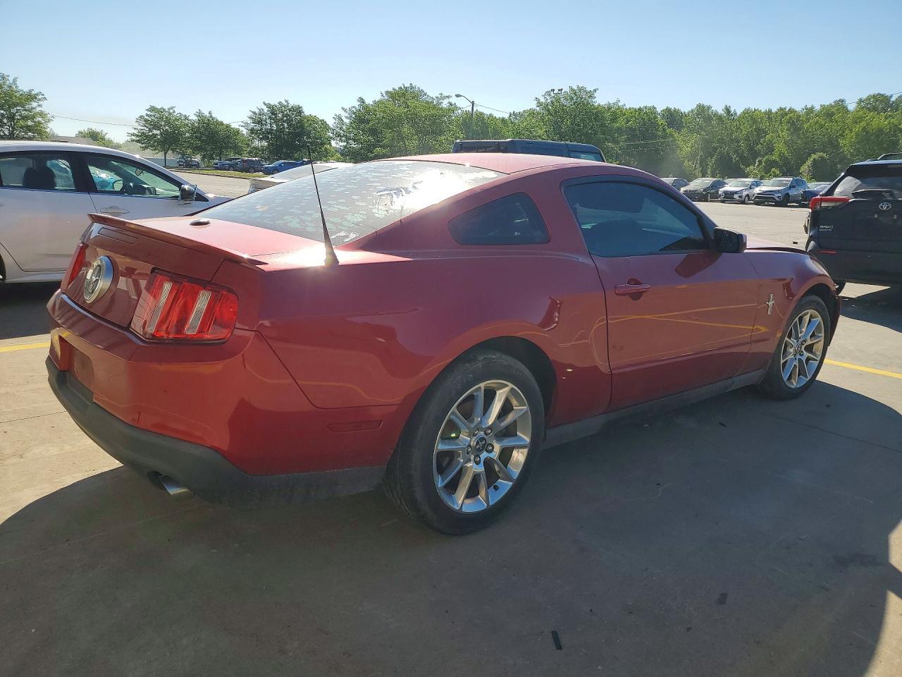 2011 Ford Mustang - Image 3