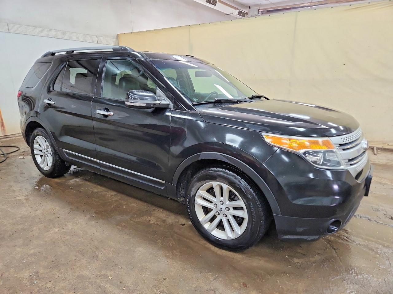 2014 Ford Explorer Xlt - Image 4