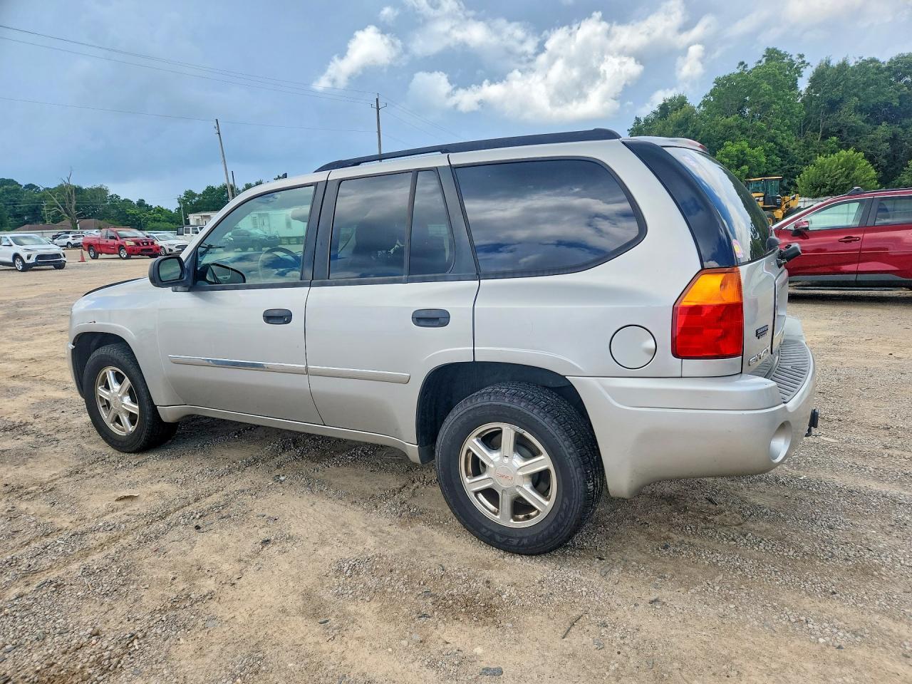 2008 GMC Envoy - Фото 2