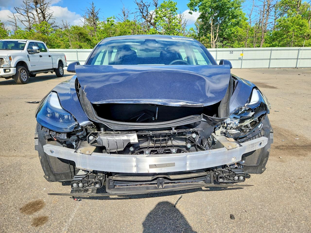 2023 Tesla Model 3 - Фото 5