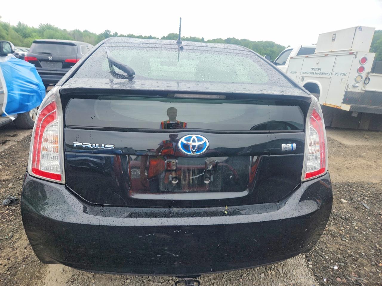 2013 Toyota Prius Two - Image 6
