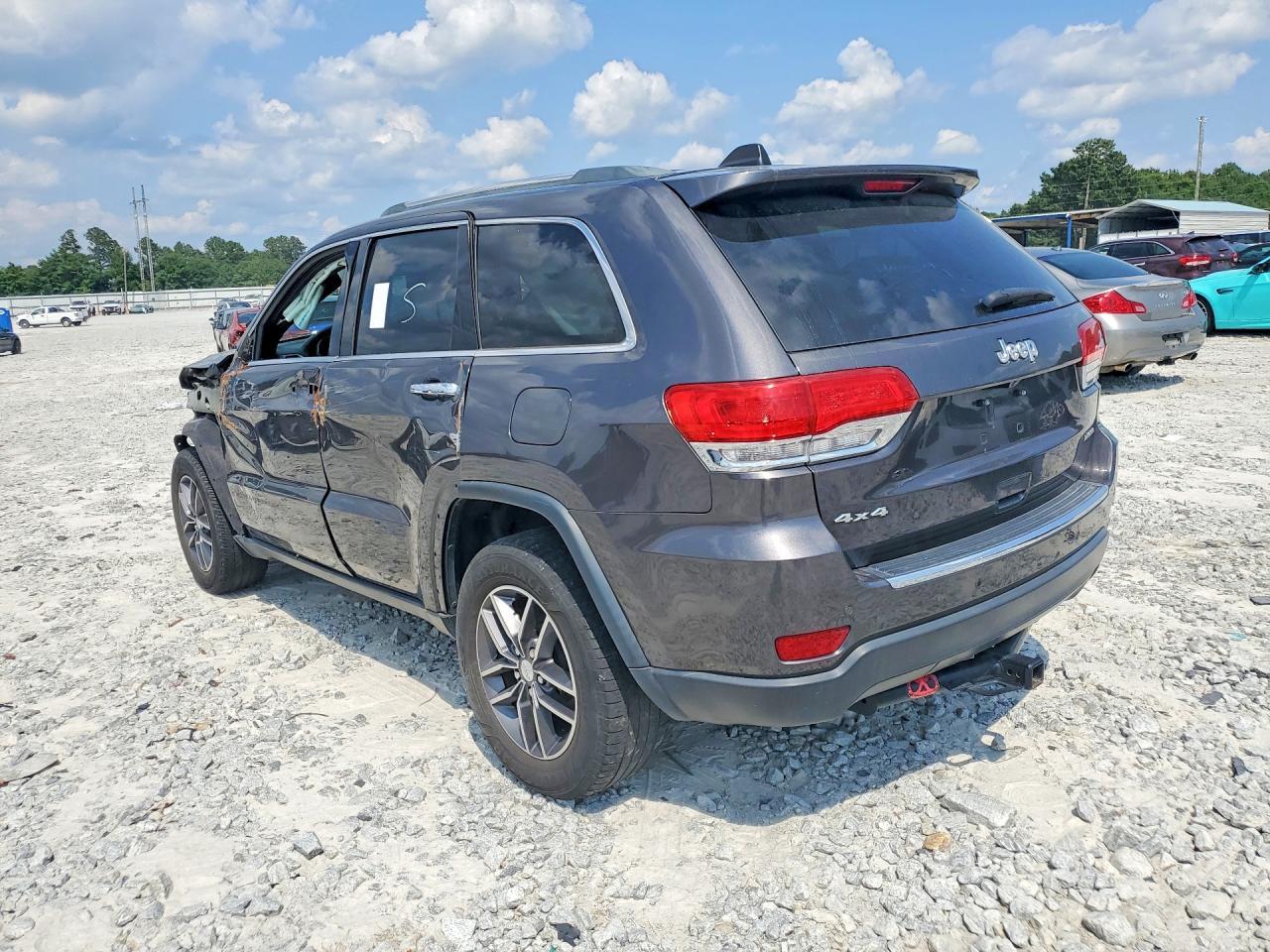 2018 Jeep Grand Cheroke - Image 2