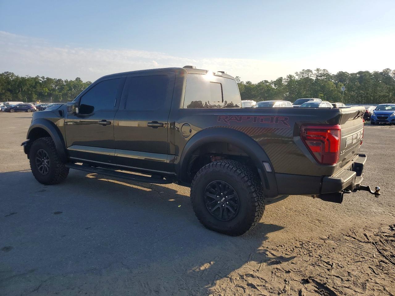 2026 Ford F150 Raptor - Фото 2