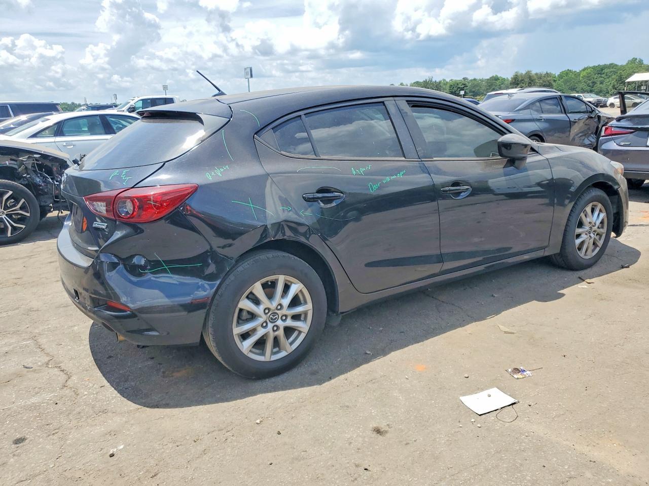 2018 Mazda 3 Sport - Image 3