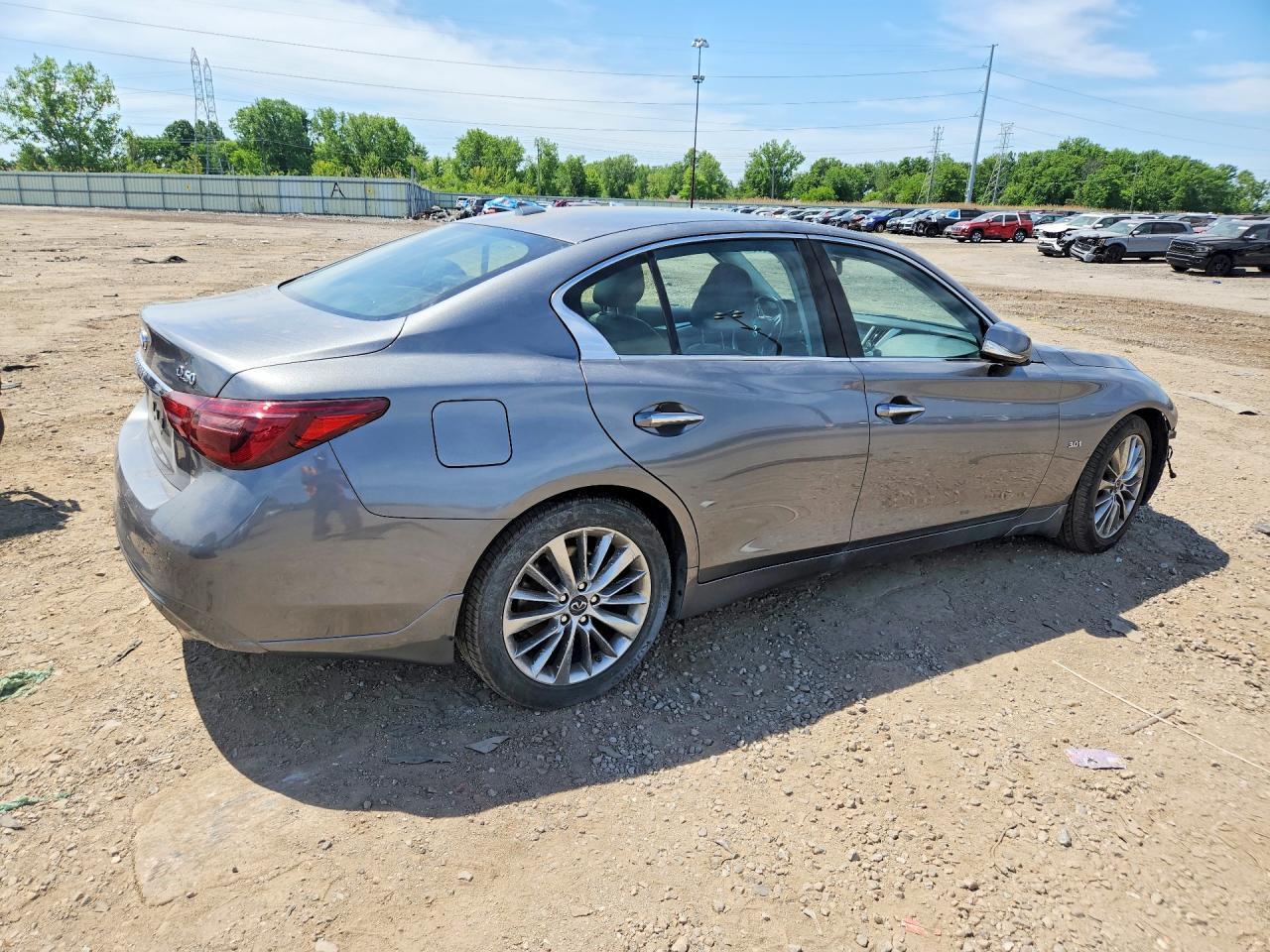 2020 Infiniti Q50 3.0T Luxe - Фото 3