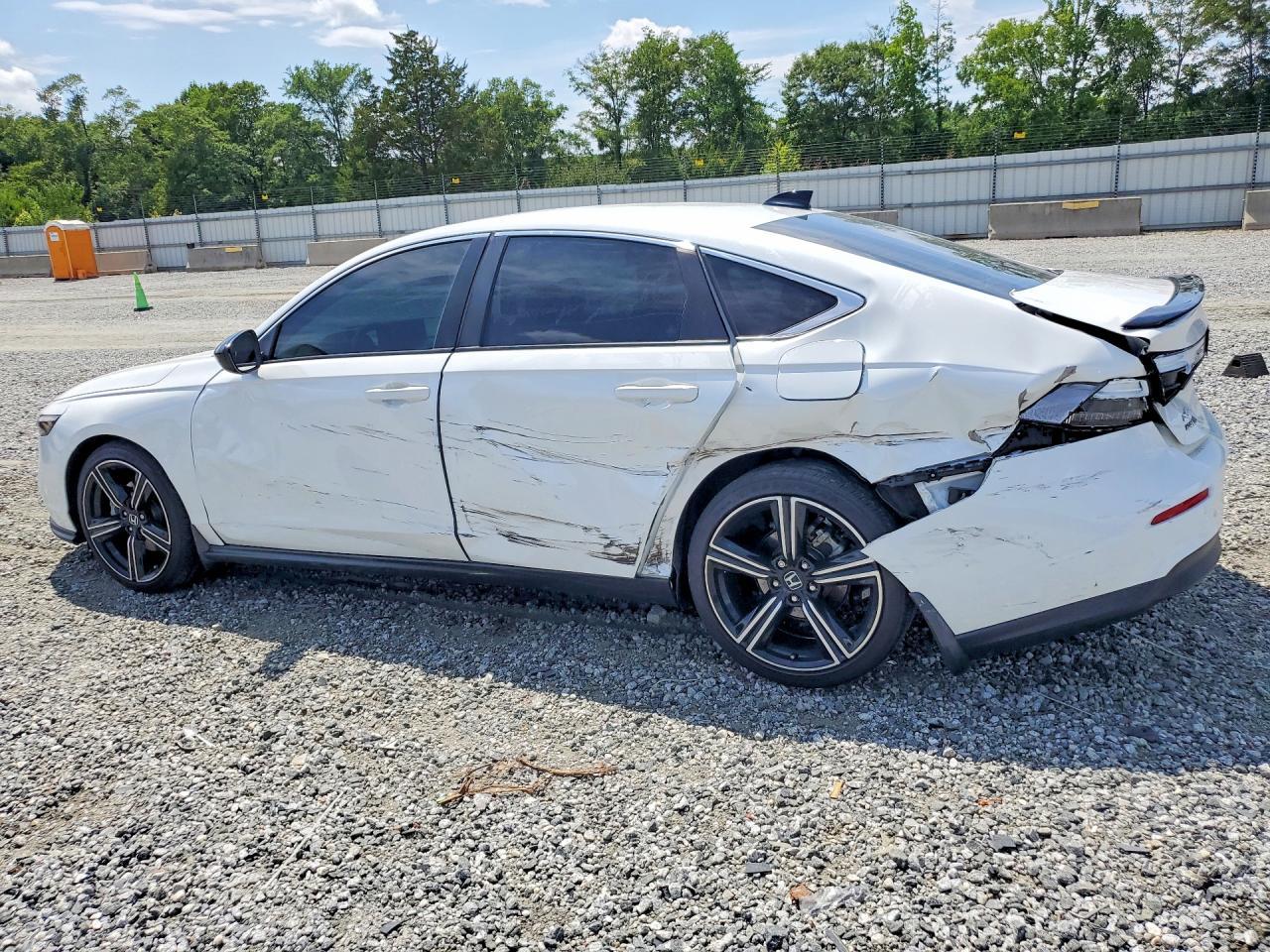 2025 Honda Accord Hybrid Sport - Фото 2