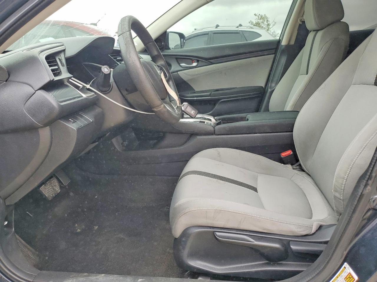 2018 Honda Civic Ex - Image 7