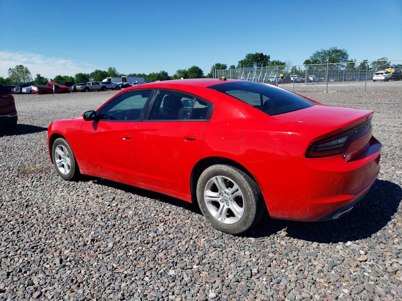 2022 Dodge Charger Sxt - Фото 2