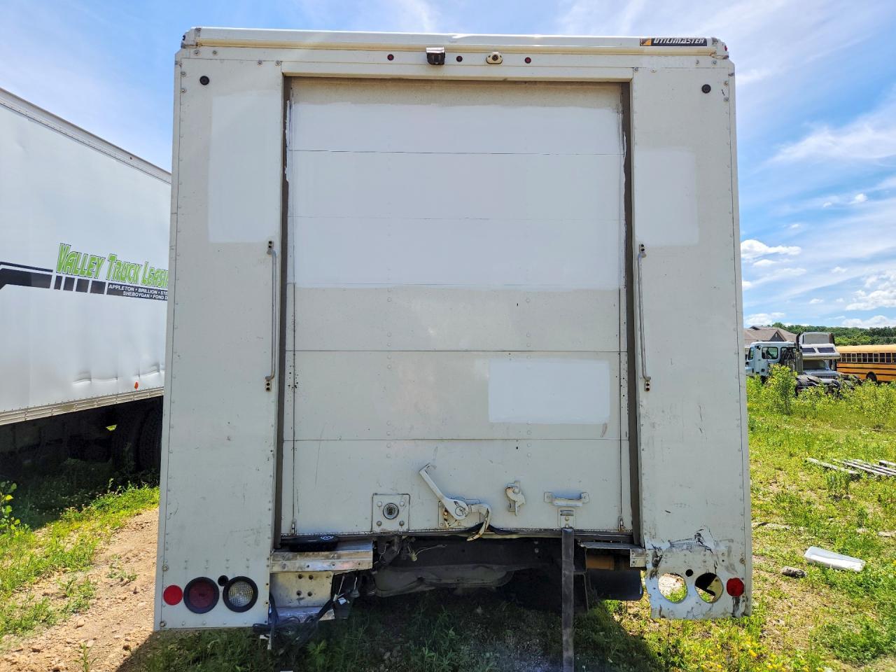 2021 Ford E450 Delivery Truck - Image 6