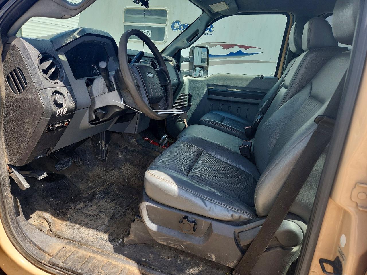 2015 Ford F450 Super Duty - Фото 7