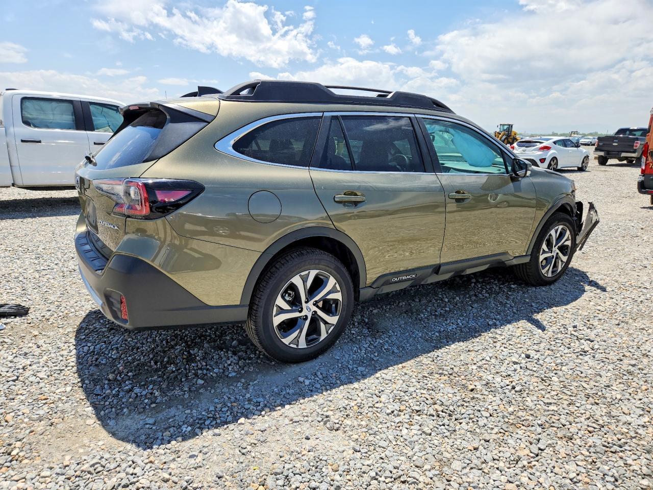 2022 Subaru Outback Limited - Фото 3