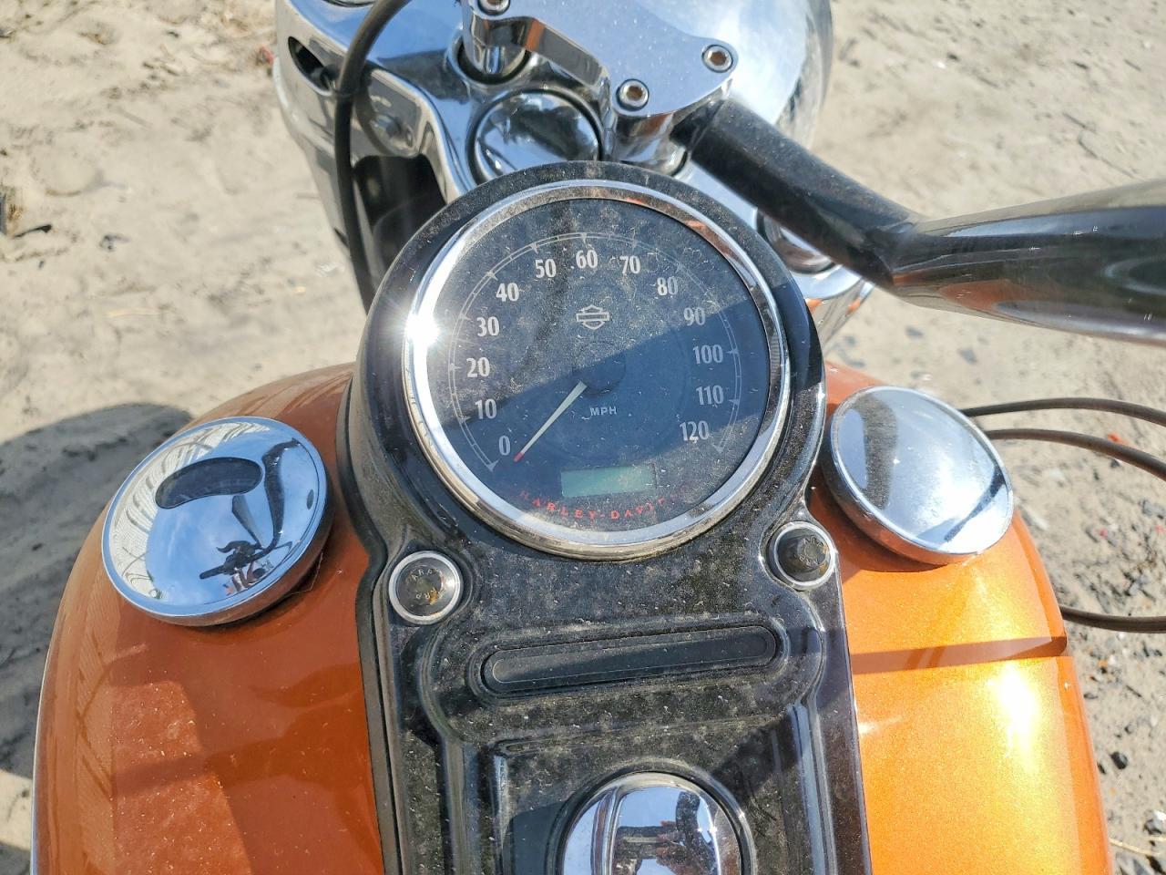 2014 Harley-Davidson Fld Switchback - Фото 7
