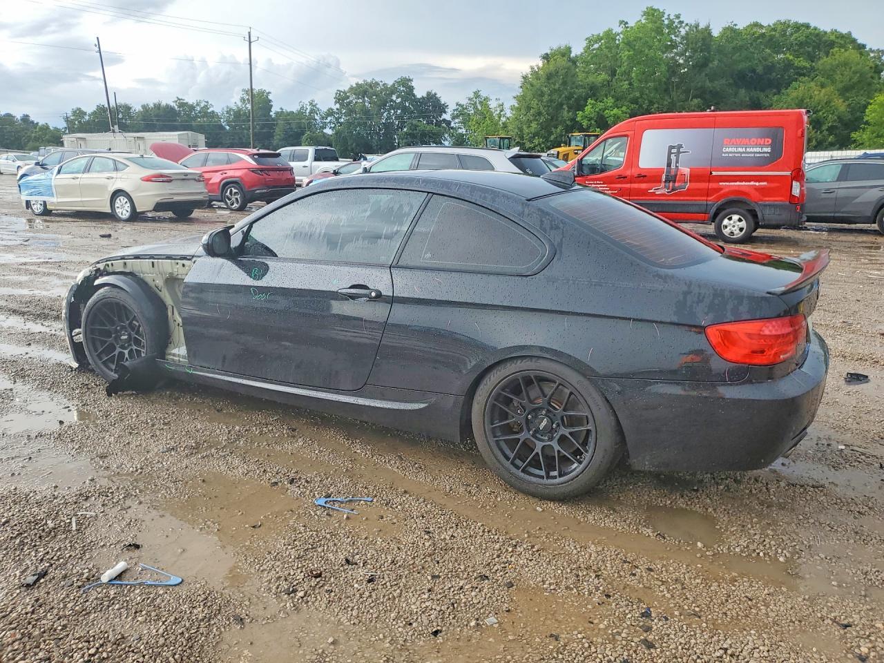2011 BMW 335 Is - Image 2
