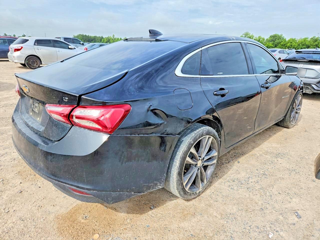 2021 Chevrolet Malibu Lt - Фото 3
