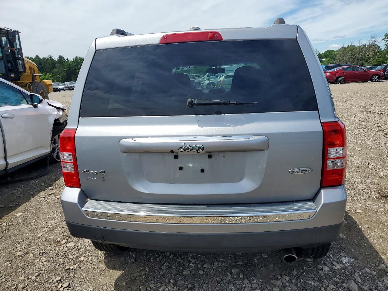 2016 Jeep Patriot Latitude - Image 6