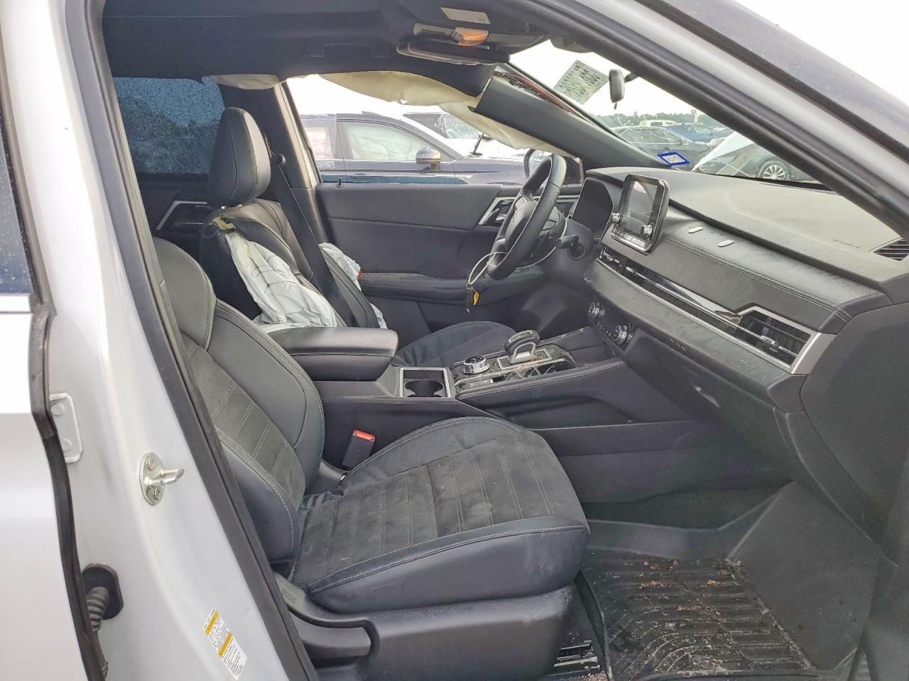 2022 Mitsubishi Outlander Se - Фото 7