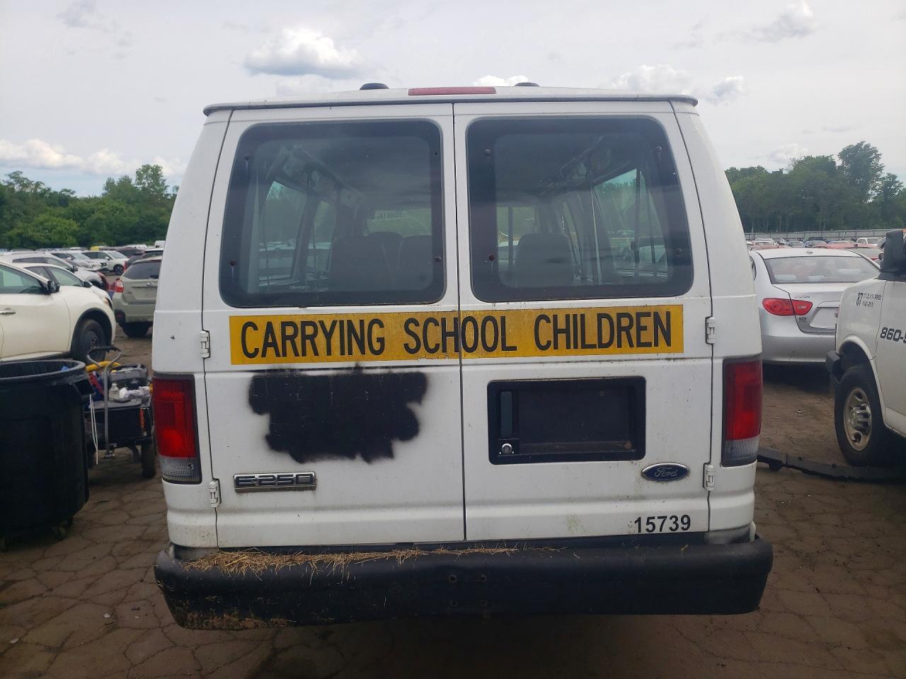 2007 Ford Econoline E250 Van - Фото 6