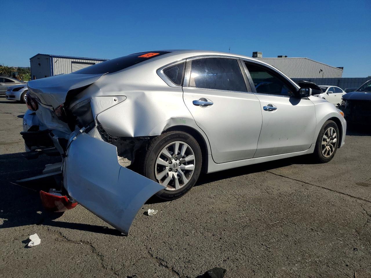 2018 Nissan Altima 2.5 S - Фото 3