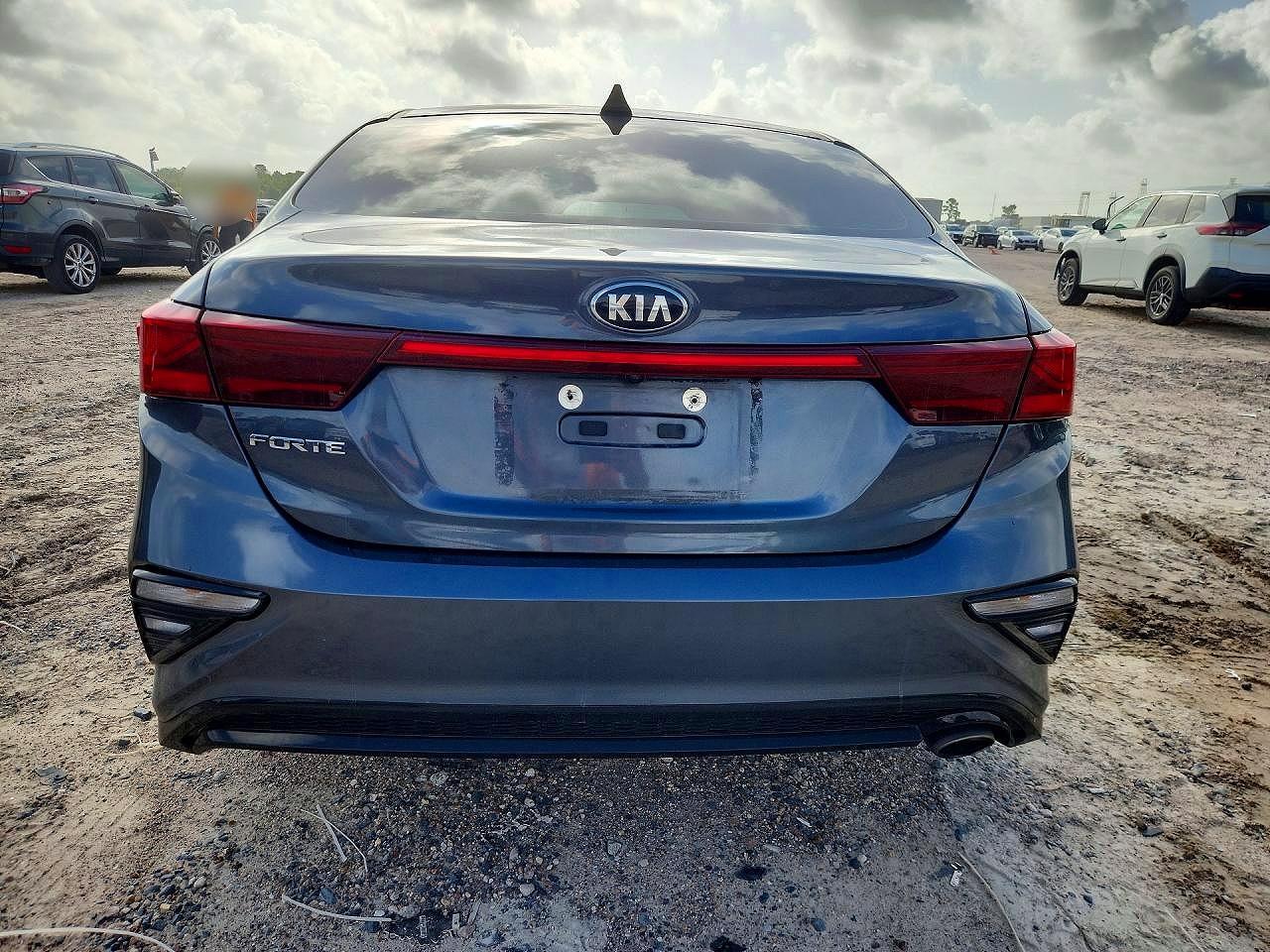 2021 Kia Forte Lxs - Фото 6