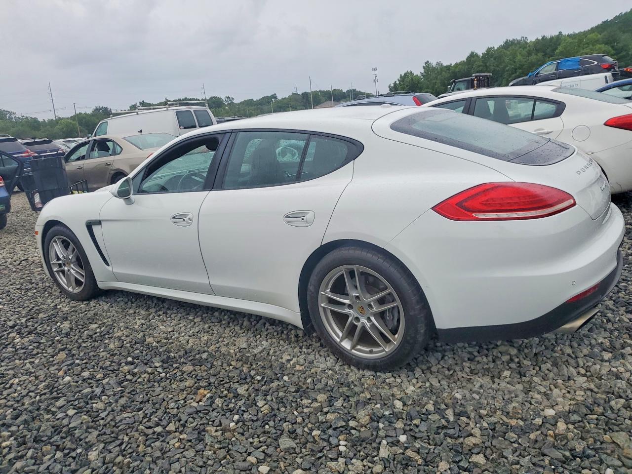 2016 Porsche Panamera 2 - Фото 2