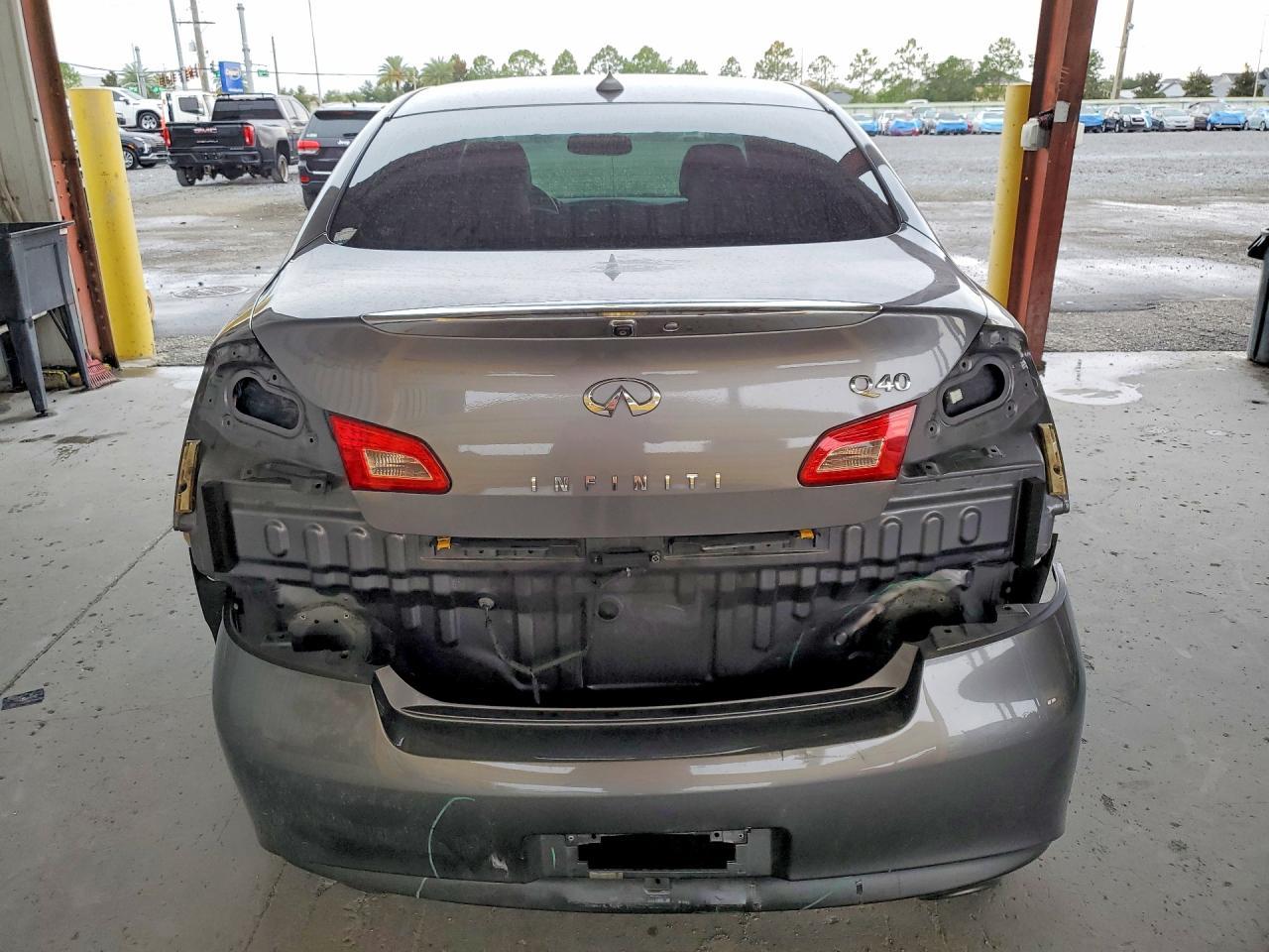 2015 Infiniti Q40 Base - Фото 6