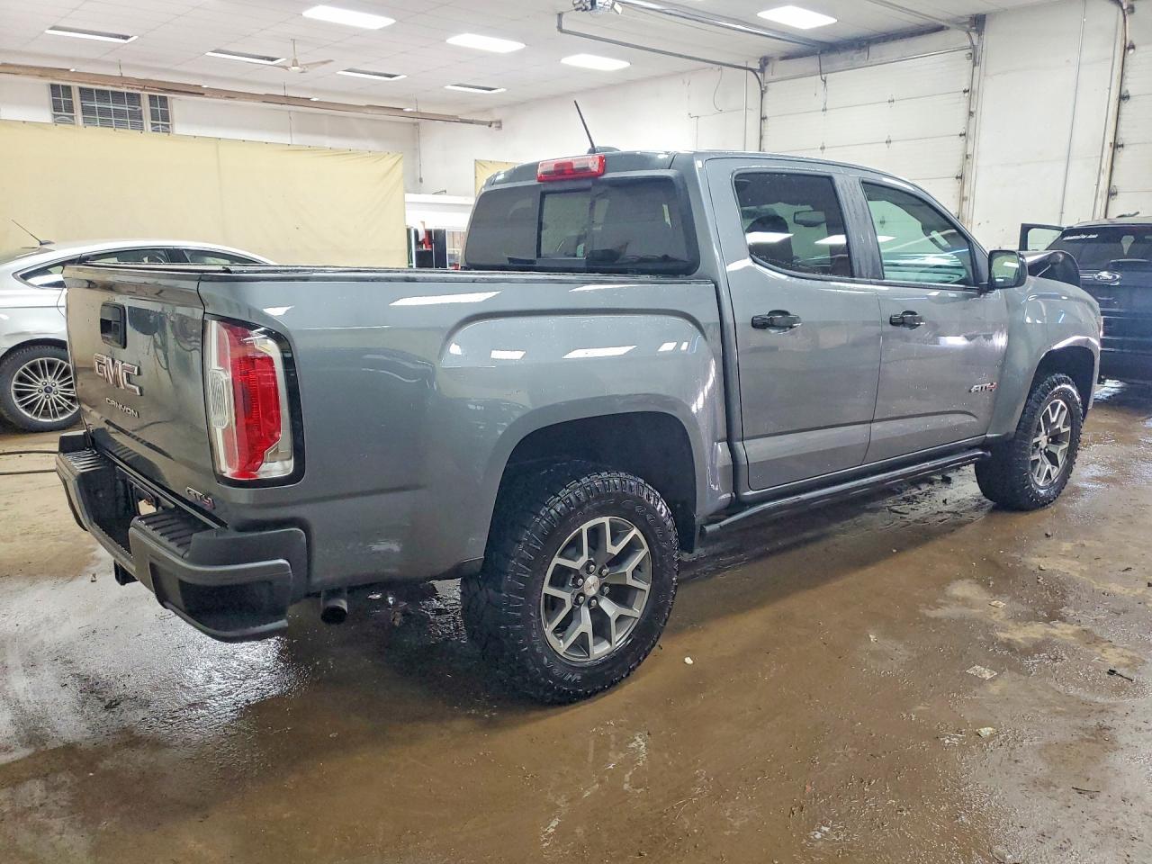 2022 GMC Canyon At4 - Image 3