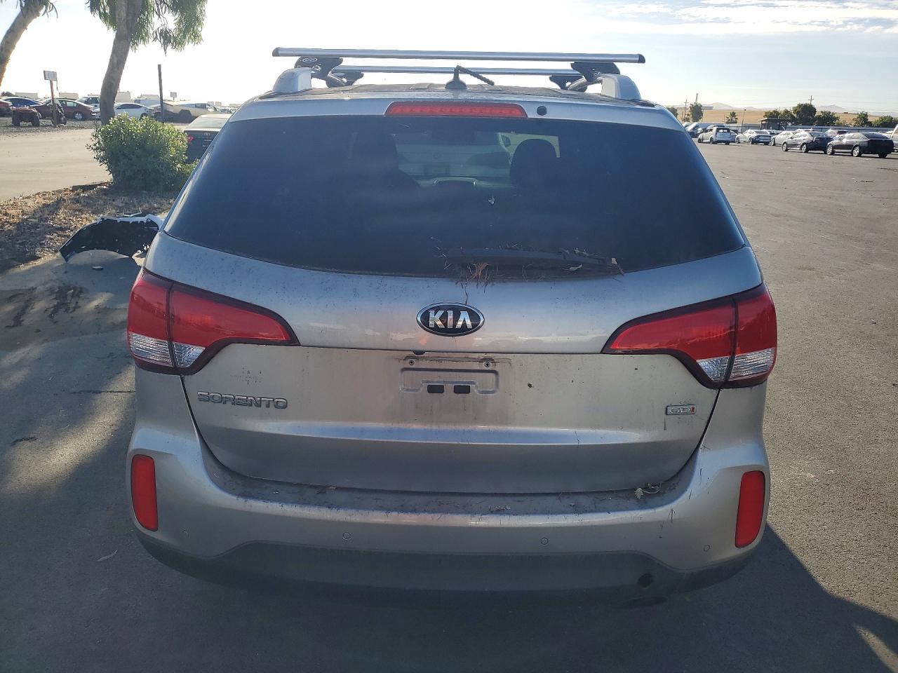 2015 Kia Sorento Lx - Фото 6