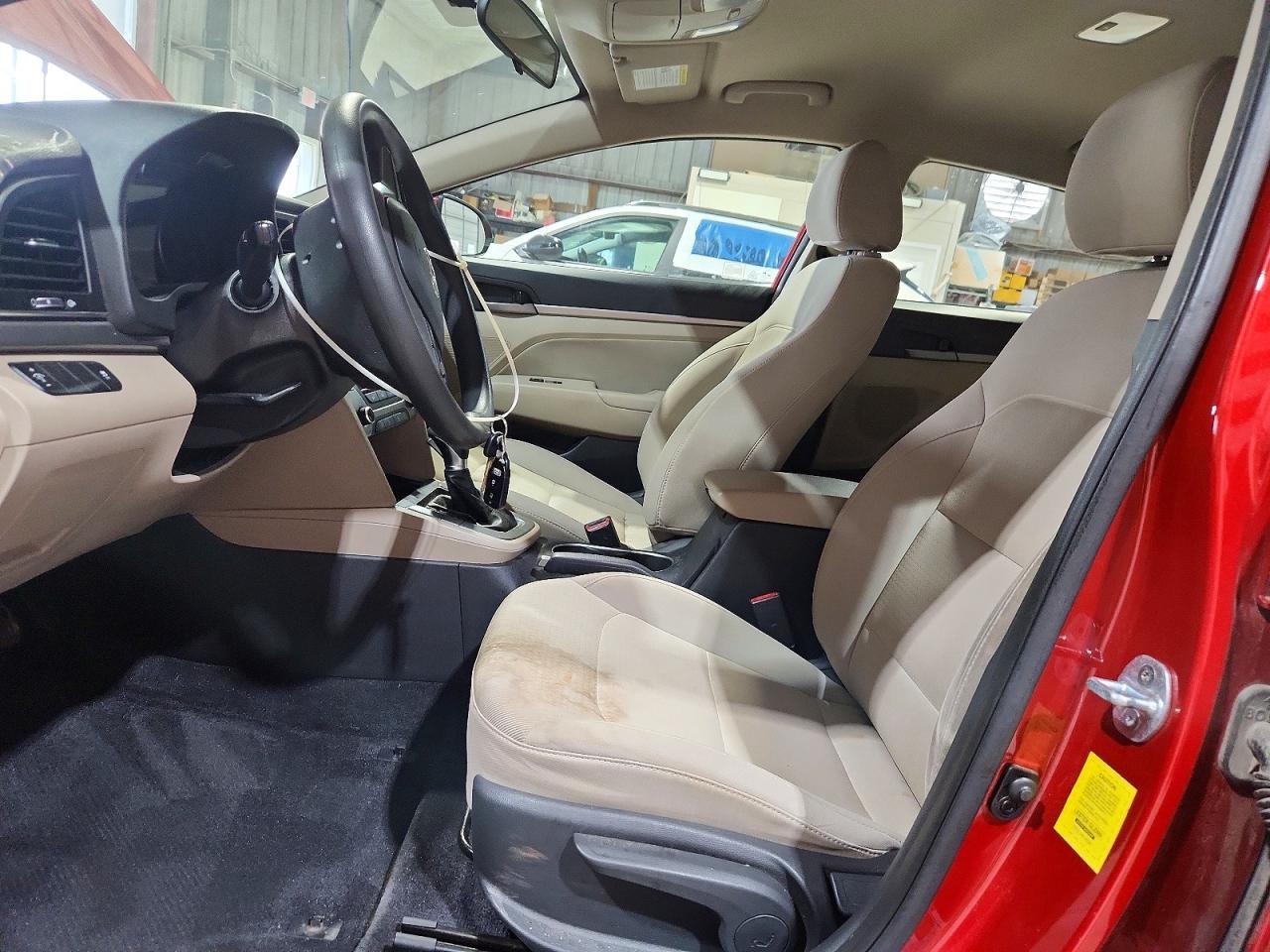 2017 Hyundai Elantra Se - Фото 7