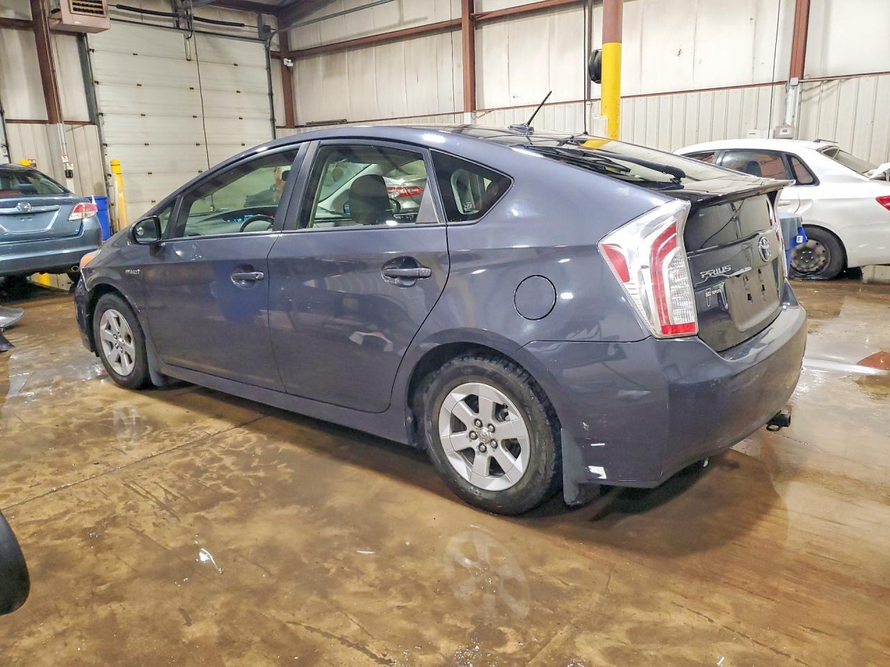 2012 Toyota Prius Three - Image 2