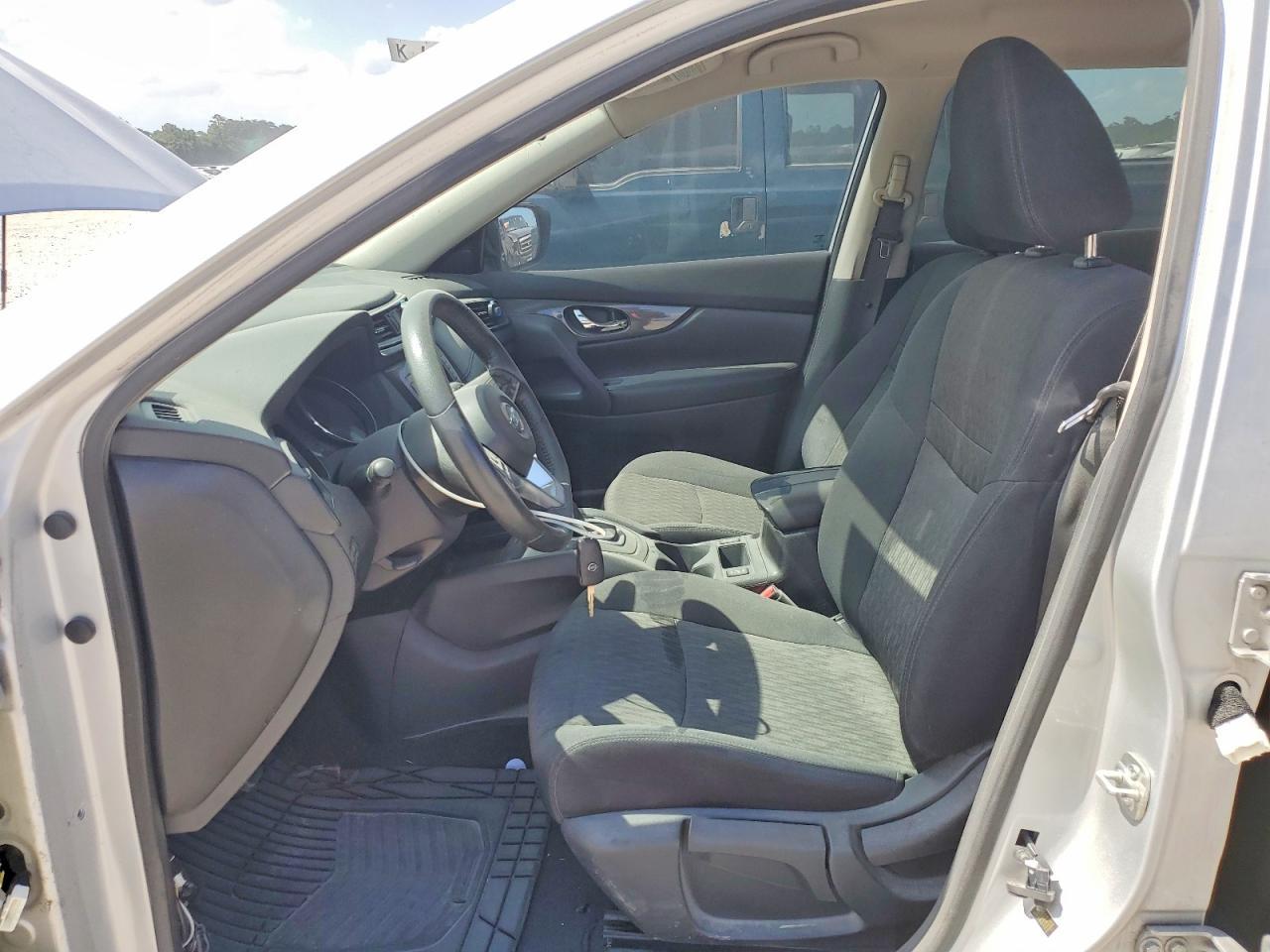2019 Nissan Rogue S - Фото 7