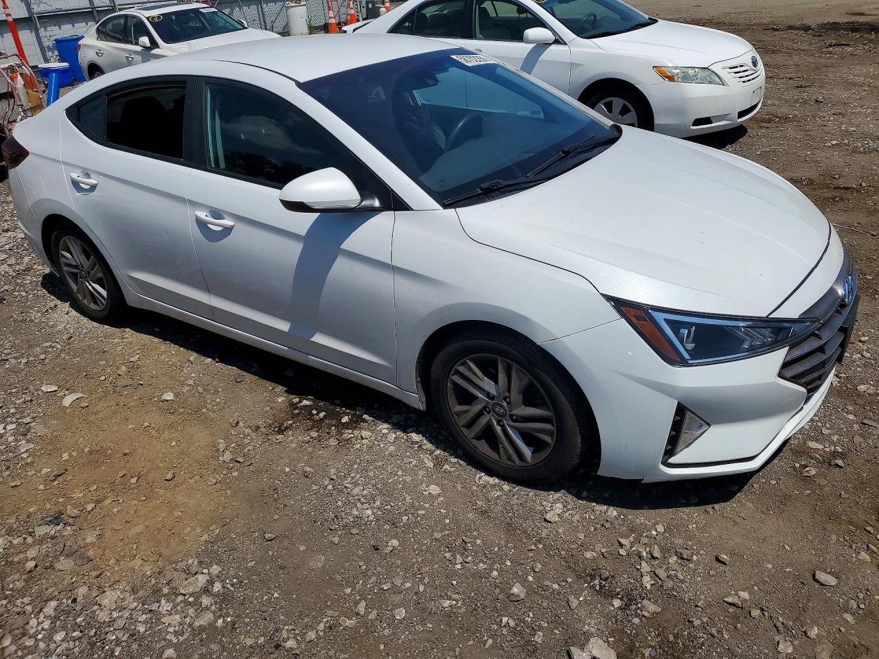 2020 Hyundai Elantra Sel - Image 4