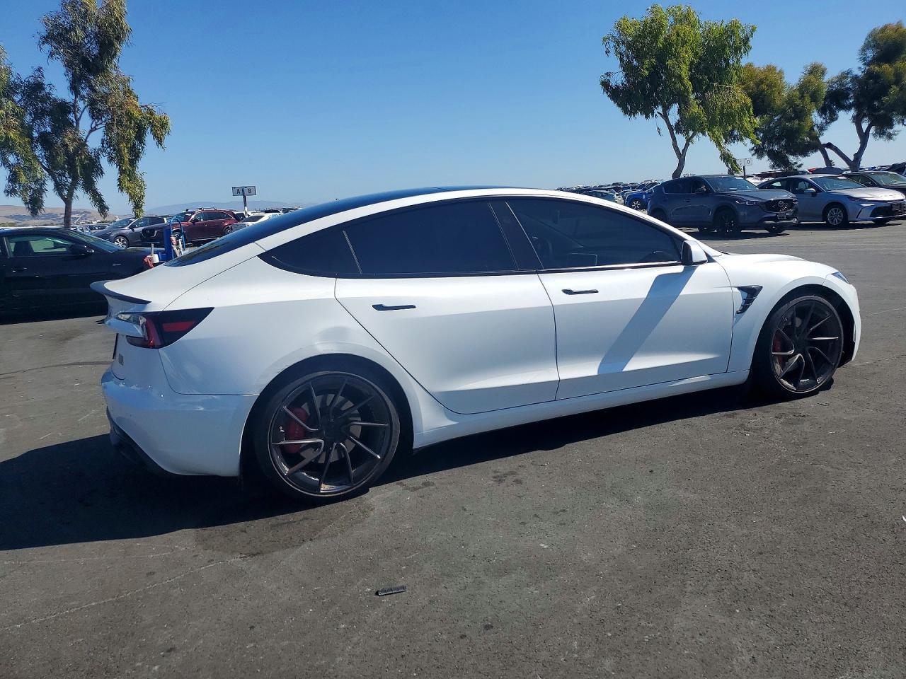 2024 Tesla Model 3 - Image 3