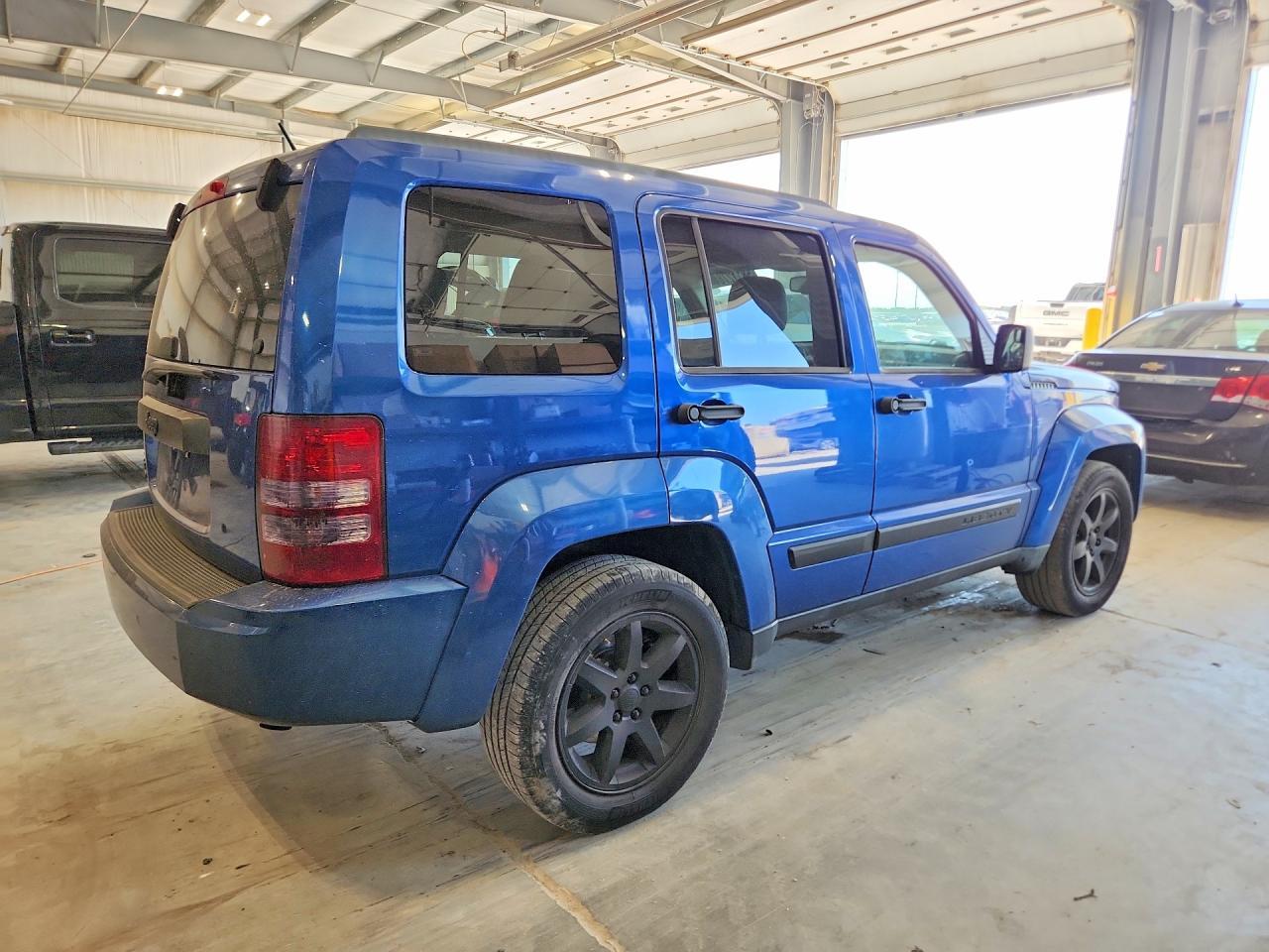 2010 Jeep Liberty Limited - Image 3